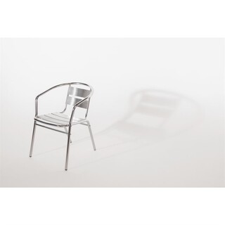 photo 7 fauteuils empilables en aluminium bolero