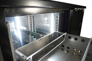 photo 7 arrière bar réfrigérée noir 1 porte et 2 tiroirs