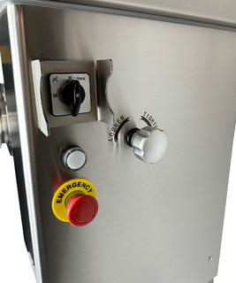 photo 5 hachoir 32 - 500kg/h 400v - mobile