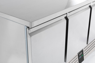 photo 3 table réfrigérée 3 portes