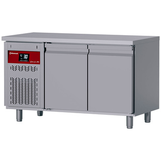 photo 1 table frigorifique ventilée, 2 portes gn 1/1, 260 lit. groupe à gauche