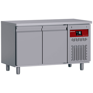photo 1 table frigorifique ventilée, 2 portes gn 1/1, 260 lit.