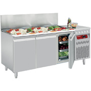 Photo 1 matériel référence SG3-G4P9: Table frigorifique ventilée, 3 portes GN 1/1, 405 Lit. avec saladette réfrigérée GN