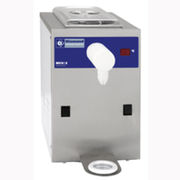 Machine réfrigérée à chantilly en inox, cuve 2 litres 100 l./h