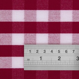 photo 2 nappe carrée à carreaux rouges en polyester mitre comfort gingham 1780 x 1780mm