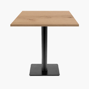 Photo 1 matériel référence MILT77E2692W: Tables carrées 70x70cm pied noir - chene delano - Lot de 4 tables