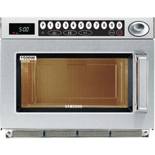 photo 1 four à micro-ondes sole fixe 1500w