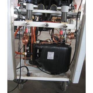 photo 2 distributeur de granité & milkshake